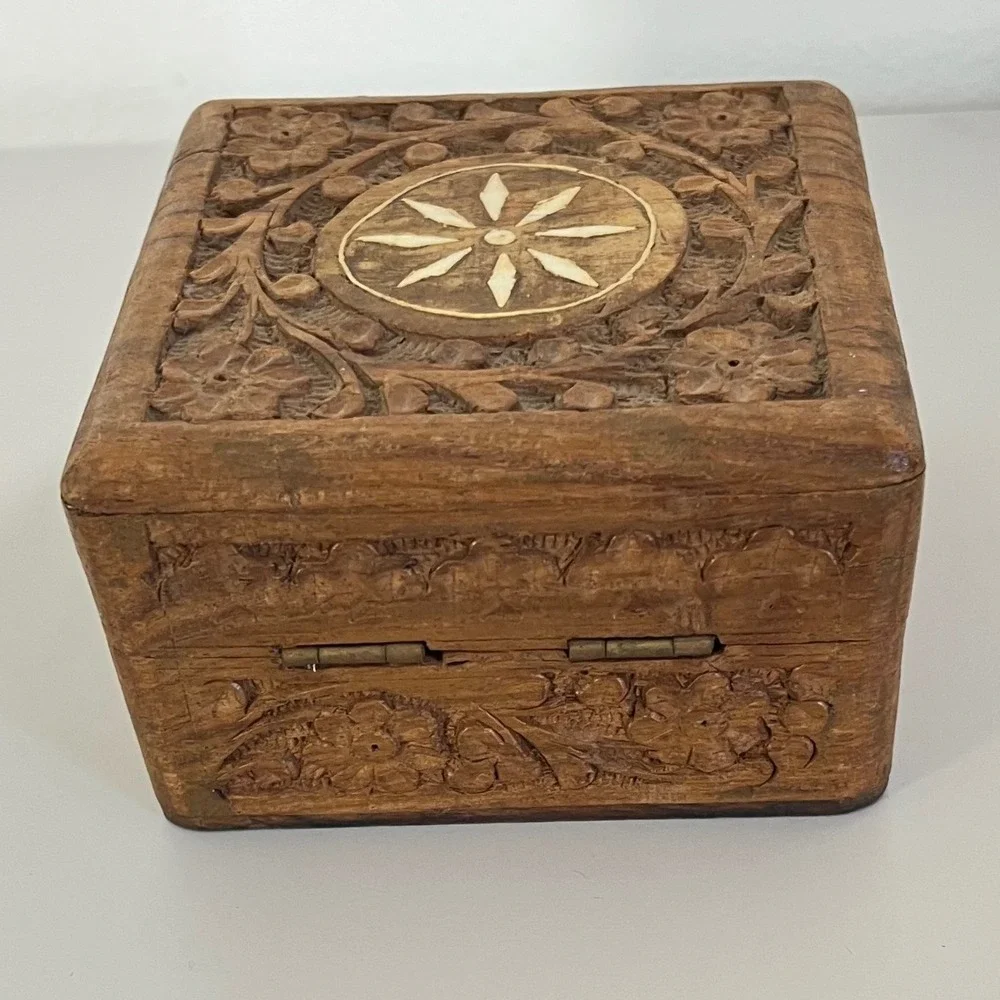N/A hand carved